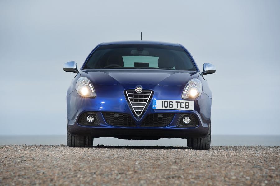  Alfa Romeo Giulietta Sportiva (940) 2014 года  (UK) (фото 2 из 48)